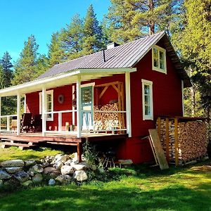 Вилла Charmantes Ferienhaus In Der Wildnis Lapplands Blattniksele Exterior photo