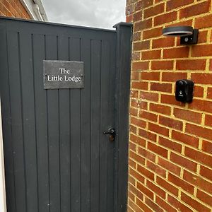The Little Lodge Хорли Exterior photo
