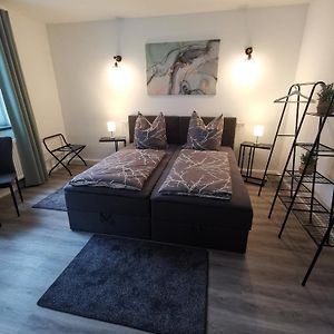 Отель Airbnb, Moderne, Ruhige Und Helle Doppelzimmer, Naehe Magdeburg, A14 & A2 Dahlenwarsleben Exterior photo