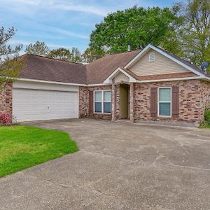 Вилла Baton Rouge Retreat With Patio, Grill And Fire Pit! Exterior photo