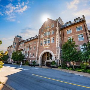 Отель The Knight Center At Washington University Сент-Луис Exterior photo