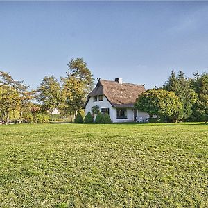 Вилла Reetdachhaus Mit Grossem Garten Und Kamin Марлоу Exterior photo