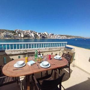 Апартаменты Blue Harbour Seafront Penthouse With Large Terrace With Panoramic Sea Views - By Getawaysmalta Сент-Полс-Бей Exterior photo