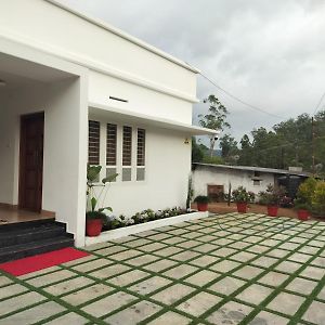 Апартаменты Sunrise Vista Devikolam Exterior photo