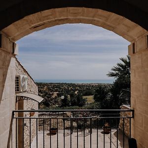 Agriturismo Balcone Mediterraneo - Camere Рагуза Exterior photo