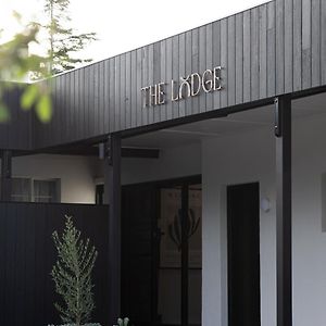 The Lodge - 4 Luxury Central Private Studio Rooms - Free Wifi Маунт-Гамбье Exterior photo