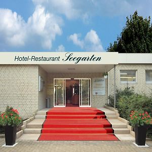 Hotel-Restaurant Seegarten Quickborn Квикборн Exterior photo