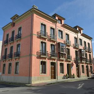 Отель La Casona De Lazurtegui Рибадео Exterior photo