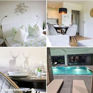Apartment Cozy Paradies -Erholung Mit Pool & Sauna Шлухзее Exterior photo