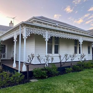 Вилла Camberwell'S Lyrical Vintage Abode Мельбурн Exterior photo