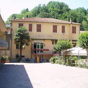 Albergo Amici Варезе-Лигуре Exterior photo