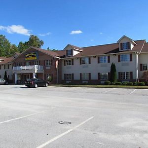 Western Inn & Suites Хэмптон Exterior photo