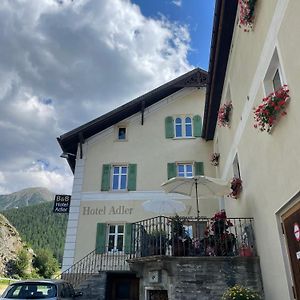 Hotel Adler Garni Цернец Exterior photo