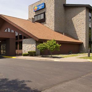 Comfort Inn & Suites Syracuse-Carrier Circle Восток Сиракьюс Exterior photo
