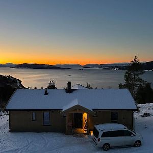 Fjord-Holiday-Lodge Mit Atemberaubendem Panorama Afarnes Exterior photo