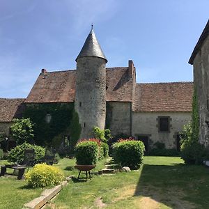 Bed and Breakfast Chateau Mareuil Brigueil-le-Chantre Exterior photo