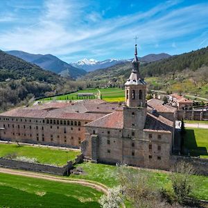 Hosteria Del Monasterio De San Millan Сан-Мильян-де-ла-Коголья Exterior photo