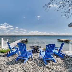 Вилла Waterfront Romulus Getaway With Private Dock! Exterior photo