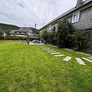 Ferienwohnung Waldblick Леннештадт Exterior photo