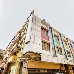Capital O Hotel Shanti Nivas Near Hare Krishna Hill Бангалор Exterior photo