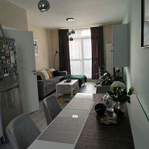 Modern, Cute And Comfy Apartment София Exterior photo