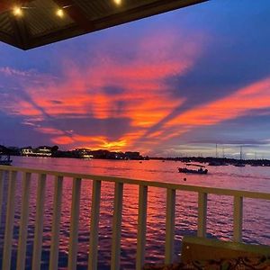 Отель Los Balcones Over The Sea Carenero Exterior photo