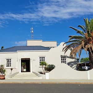 Raston Guest House Ламбертс-Бей Exterior photo