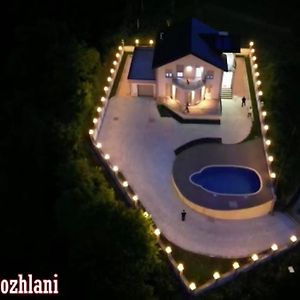 Вилла Rezidenca Dozhlani With Private Pool & Yard Bajram Curri Exterior photo