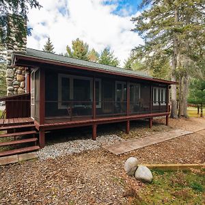 Cozy Riverside Getaway Pine Bend 4Bdr Cottage 5589 Грейлинг Exterior photo