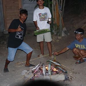 Отель Melody Surf Camp - Ekas Lombok Exterior photo