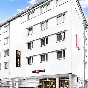 Отель Ibis Stuttgart Centrum Exterior photo