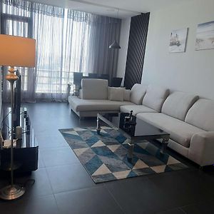 Modern Luxurious Apartment Манама Exterior photo