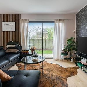 Appartement Luxueux Avec Jardin Исси-ле-Мулино Exterior photo