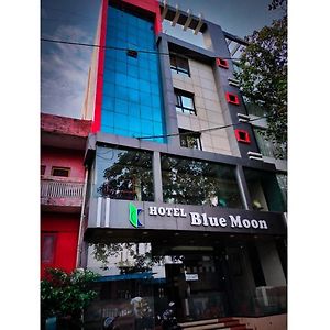 Hotel Blue Moon, Panchmarhi Пачмарай Exterior photo