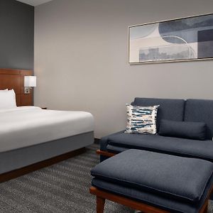 Отель Courtyard By Marriott Syracuse Downtown At Armory Square Exterior photo