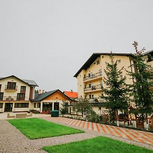 Отель Complex Turistic Constantin Bucovina Кымпулунг-Молдовенеск Exterior photo