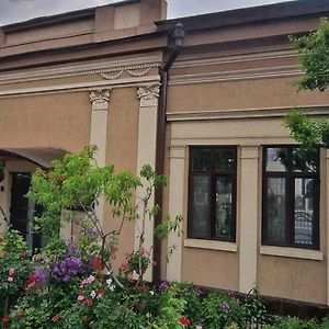 Отель Casa Domneasca Rarau Кымпулунг-Молдовенеск Exterior photo