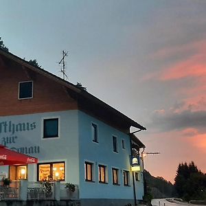 Отель Gasthaus Zur Blauen Donau Везенуфер Exterior photo