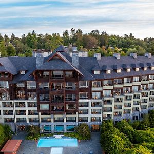 Park Lake Luxury Hotel Пукон Exterior photo