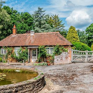 Beautiful Riverside Cottage With Large Garden, 2Br Boldre Exterior photo