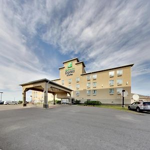 Holiday Inn Express Hotel & Suites - Edmonton International Airport, An Ihg Hotel Ниску Exterior photo