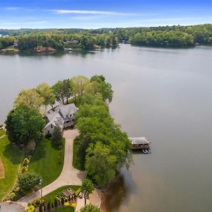 Вилла La Peninsule At Lake Hickory Taylorsville Exterior photo