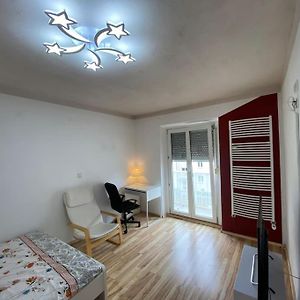 Double Room With Balcony In Neuburg Нойбург-ан-дер-Донау Exterior photo