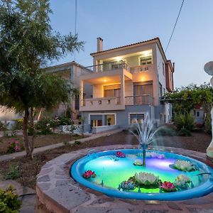 3-Br Sea View Villa With Garden In Mytilene Митилини Exterior photo