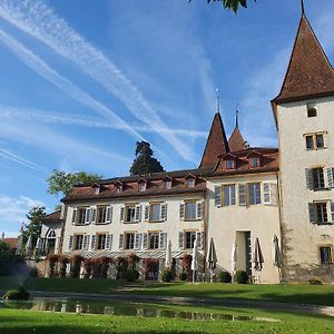 Отель Schloss Muenchenwiler Муртен Exterior photo