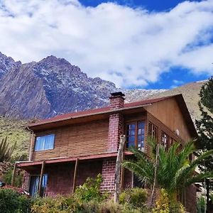 Гостевой дом Hermosa Casa Familiar Para 8 Personas Con Tinaja-Cochiguaz Valle De Elqui Пайгуано Exterior photo