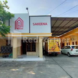 Отель Sakeena Syariah Purwodadi Redpartner Grobogan Exterior photo