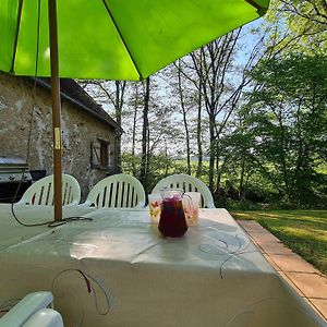 Вилла Ancien Moulin Avec Piscine, Terrasse, Jardin Privatif Et Petite Ile - Pres Des Etangs De La Brenne - Fr-1-591-159 Prissac Exterior photo