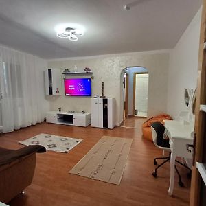 Апартаменты Apartament Alis2011 Бузэу Exterior photo