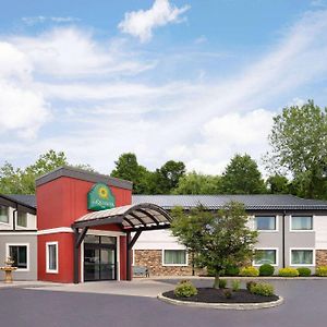 La Quinta Inn By Wyndham Buffalo Airport Уильямсвилл Exterior photo